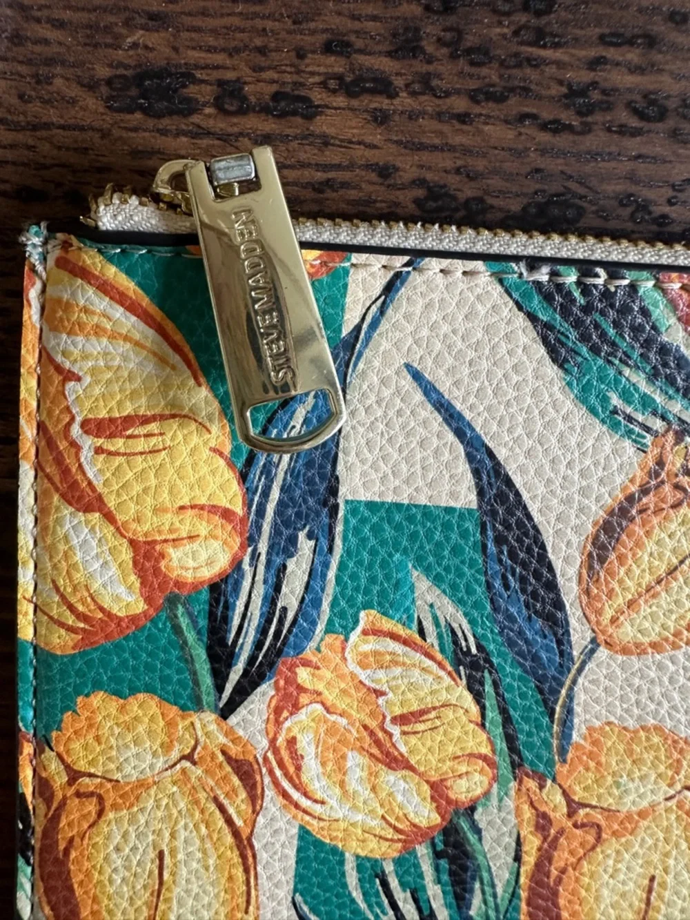 Steve Madden Floral Wristlet Pouch Clutch Tulip Print Vegan Leather Zip Top